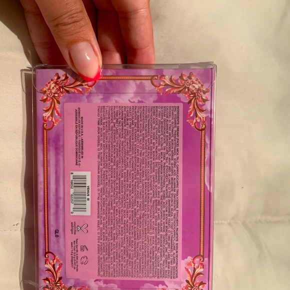 Lime Crime Venus III eyeshadow palette - Picture 2 of 2